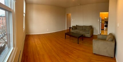 3909 Pine St, Unit 3 in Philadelphia, PA - Foto de edificio - Building Photo