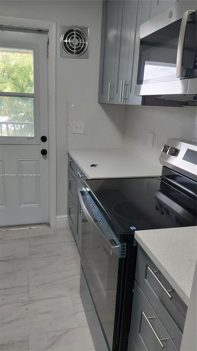 5480 NW 11th St