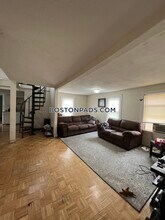 27 Liberty St-Unit -1 in Waltham, MA - Building Photo - Building Photo