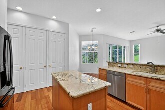 11582 Windsor Bay Pl in Wellington, FL - Building Photo - Building Photo