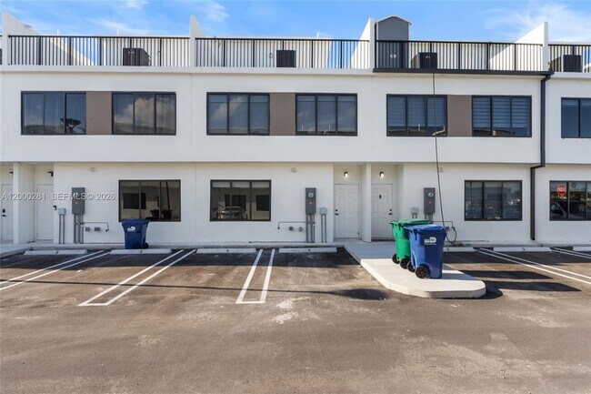 14513 SW 261st St in Homestead, FL - Building Photo - Building Photo