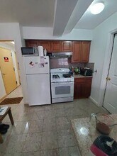 41-64 71st Street Unit in Queens, NY - Foto de edificio - Building Photo