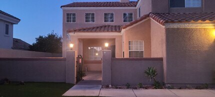 2836 N Lakecrest Dr in Las Vegas, NV - Building Photo - Building Photo