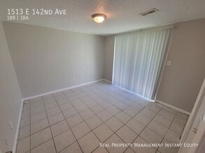 1513 E 142nd Ave in Tampa, FL - Building Photo - Building Photo
