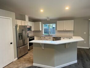 1806 192nd Ave Ct SW in Home, WA - Building Photo - Building Photo