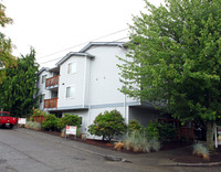 Cleopatra Apartments in Seattle, WA - Building Photo - Building Photo