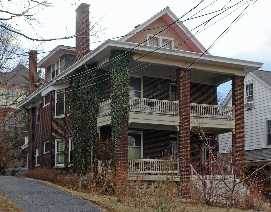 2308 Ashland Ave in Cincinnati, OH - Building Photo