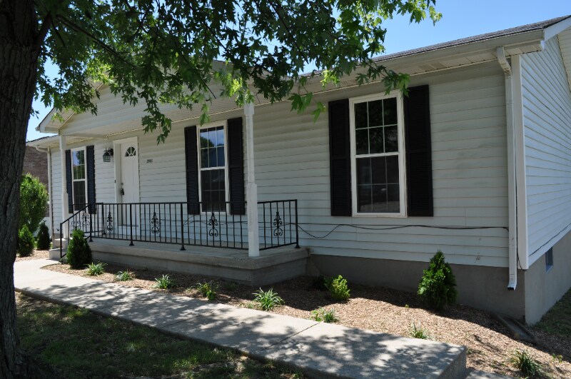 2961 Republic Ave Photo
