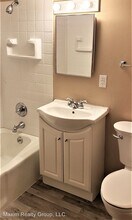 817 James Pkwy in Plattsmouth, NE - Building Photo - Building Photo