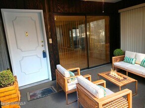 137 Amberly Dr in Englishtown, NJ - Building Photo - Building Photo