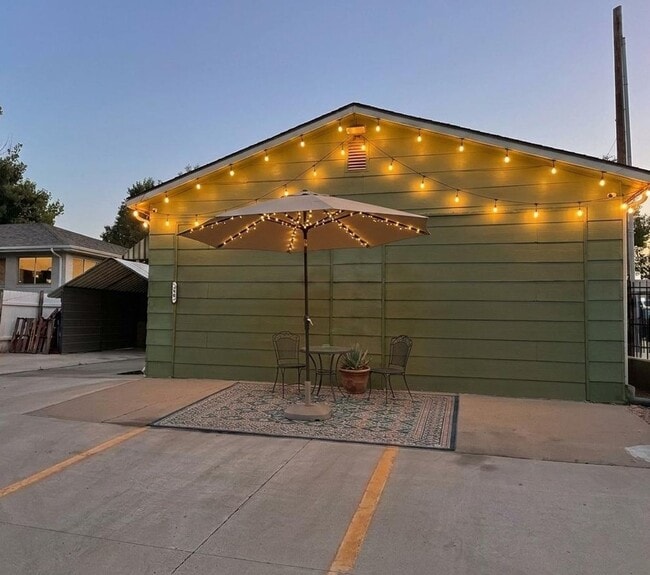 property at 1342 N Washington Ave