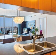 750 N Bayshore Dr in Miami, FL - Building Photo - Building Photo