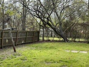 2501 Monroe St in Commerce, TX - Building Photo - Building Photo