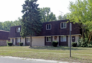 1453 Brooke Park Dr in Toledo, OH - Building Photo - Building Photo