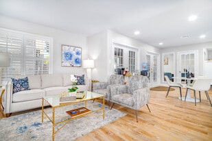 Sugar Hill in San Antonio, TX - Building Photo