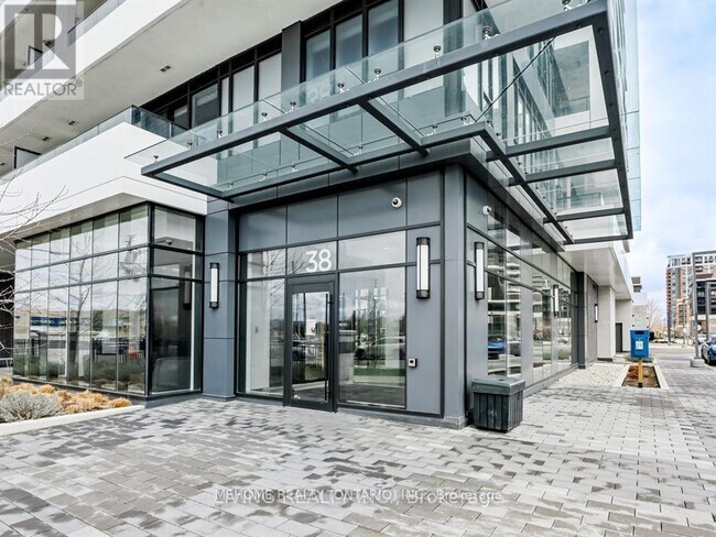 38 Water Walk Dr in Markham, ON - Building Photo - Building Photo