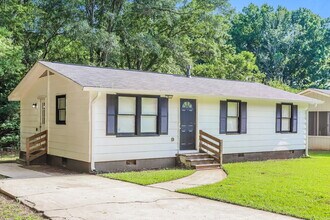 230 King Blvd in Mcdonough, GA - Foto de edificio - Building Photo