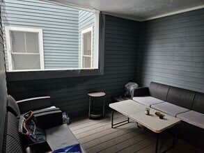 14 Fern St in Boston, MA - Foto de edificio - Building Photo