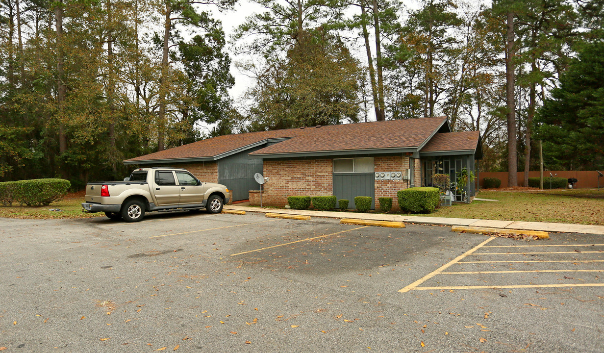 The Grove Apartments in Monticello, FL - Building Photo