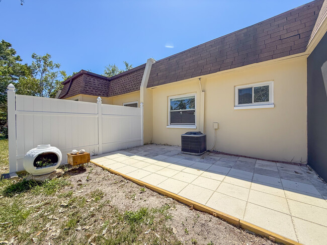 9893 86th Way N, Unit 9893 in Largo, FL - Building Photo - Building Photo