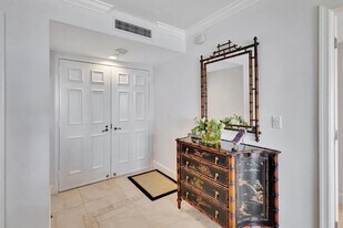 500 Ocean Dr, Unit W11B in Juno Beach, FL - Building Photo