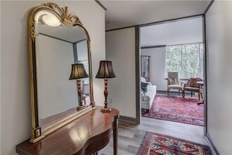 2637 Peachtree Rd NE in Atlanta, GA - Building Photo - Building Photo