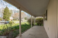 5207 Claridge Ct in Fairfax, VA - Building Photo - Building Photo