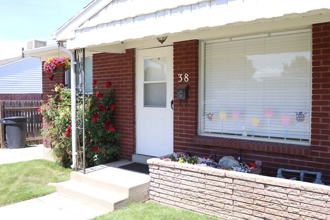 38 W 1500 S in Bountiful, UT - Building Photo - Building Photo