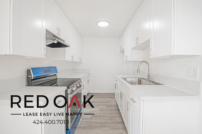 9260 Palm St in Bellflower, CA - Building Photo - Building Photo