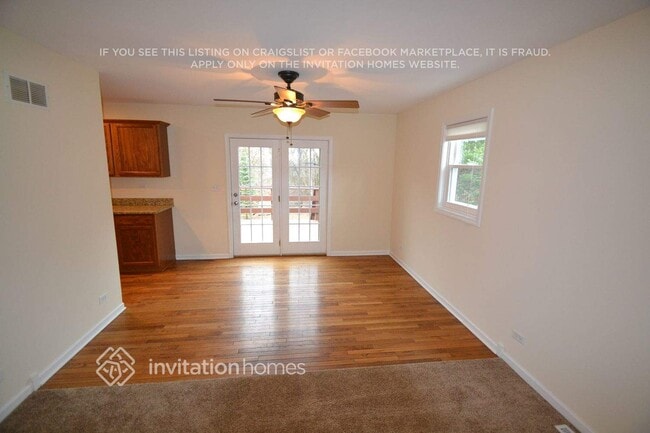 5301 W Orchard Dr in Mccullom Lake, IL - Building Photo - Building Photo