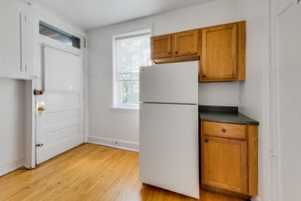 1919 W Estes Ave in Chicago, IL - Foto de edificio - Building Photo