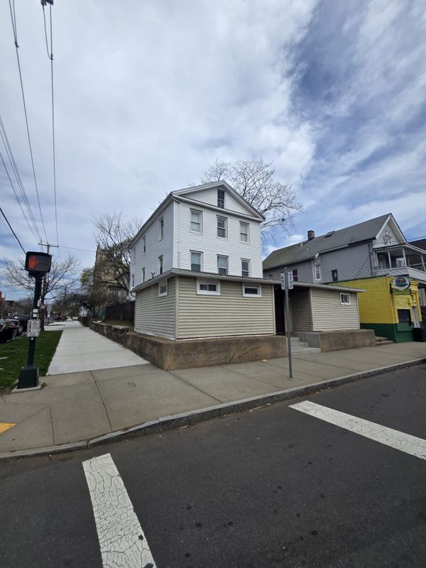 property at 163 Chapel St