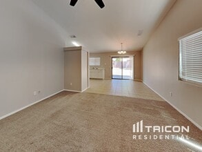 25726 W St Kateri Dr in Buckeye, AZ - Building Photo - Building Photo