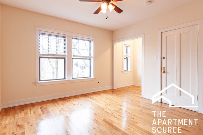 2948 N Seminary Ave, Unit 1