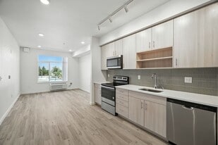 District Lofts at Garland in Spokane, WA - Building Photo