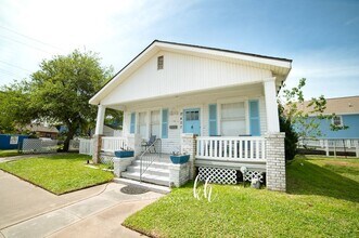 2407 41st St in Galveston, TX - Building Photo - Building Photo