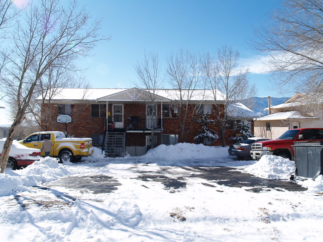 1073 Westmoreland Rd in Colorado Springs, CO - Building Photo - Building Photo