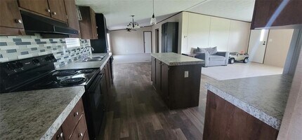 28625 Clay Rd in Katy, TX - Foto de edificio - Building Photo