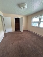 16 Wyoming St, Unit 16 Wyoming Street 2W in Tamaqua, PA - Building Photo - Building Photo