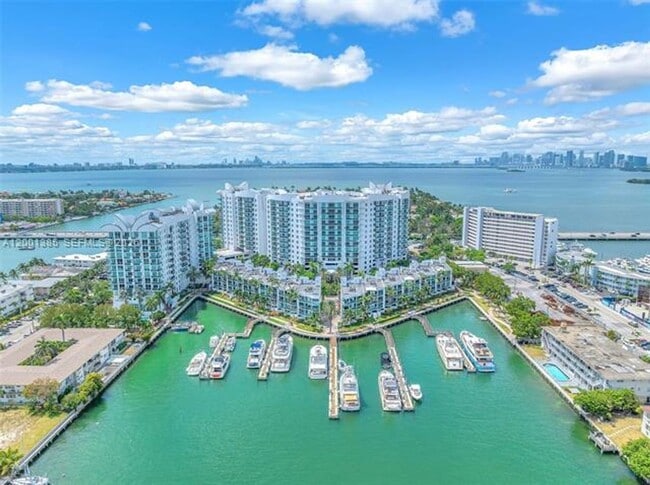 property at 7900 Harbor Island Dr