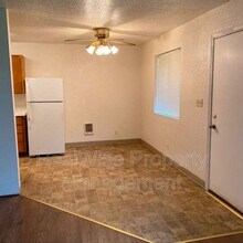 409 W First Ave in Sutherlin, OR - Building Photo - Building Photo