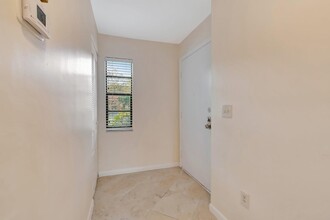 9299 Vista Del Lago in Boca Raton, FL - Building Photo - Building Photo