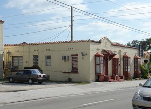 638 SW 17th Ave in Miami, FL - Building Photo - Building Photo