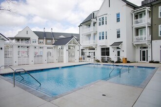 The Water Tower District at Schilling Farms in Collierville, TN - Foto de edificio - Building Photo