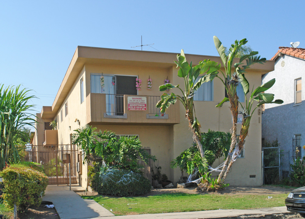 1961 S Chariton St in Los Angeles, CA - Foto de edificio