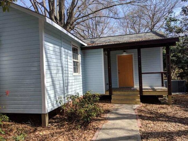 property at 414 1/2 Chamberlain St