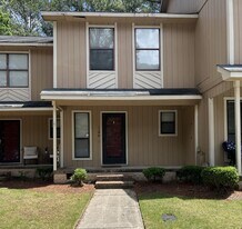 1190 Wrenwood Ct in Fayetteville, NC - Building Photo
