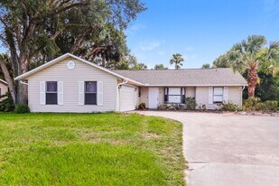 1181 Barber St in Sebastian, FL - Building Photo