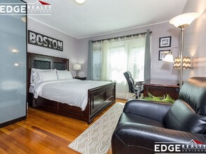 33 Pershing Rd, Unit 1 in Boston, MA - Building Photo - Building Photo