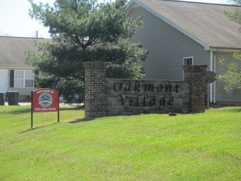 9101-3C Pembroke Rd in Oak Grove, KY - Building Photo